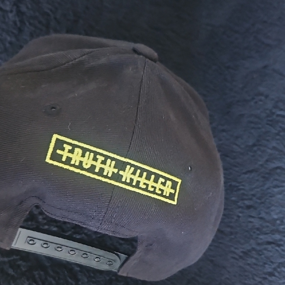 Design: Embroidered yellow "7D" Sevendust logo Hat - Picture 5 of 6